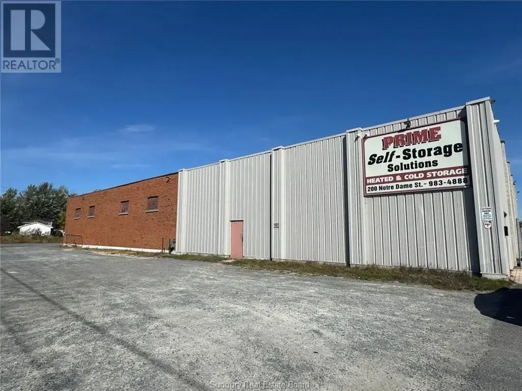 226 Notre Dame Street W, Azilda